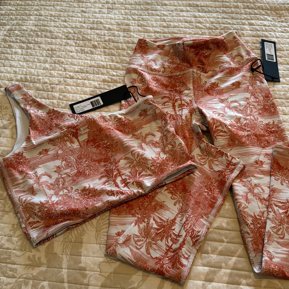 NWT Noli paradise, orange, legging and sports bra